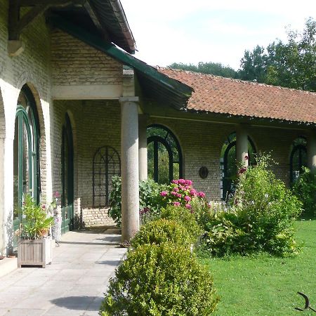 Manoir De Bois En Ardres Bed and Breakfast Exterior foto