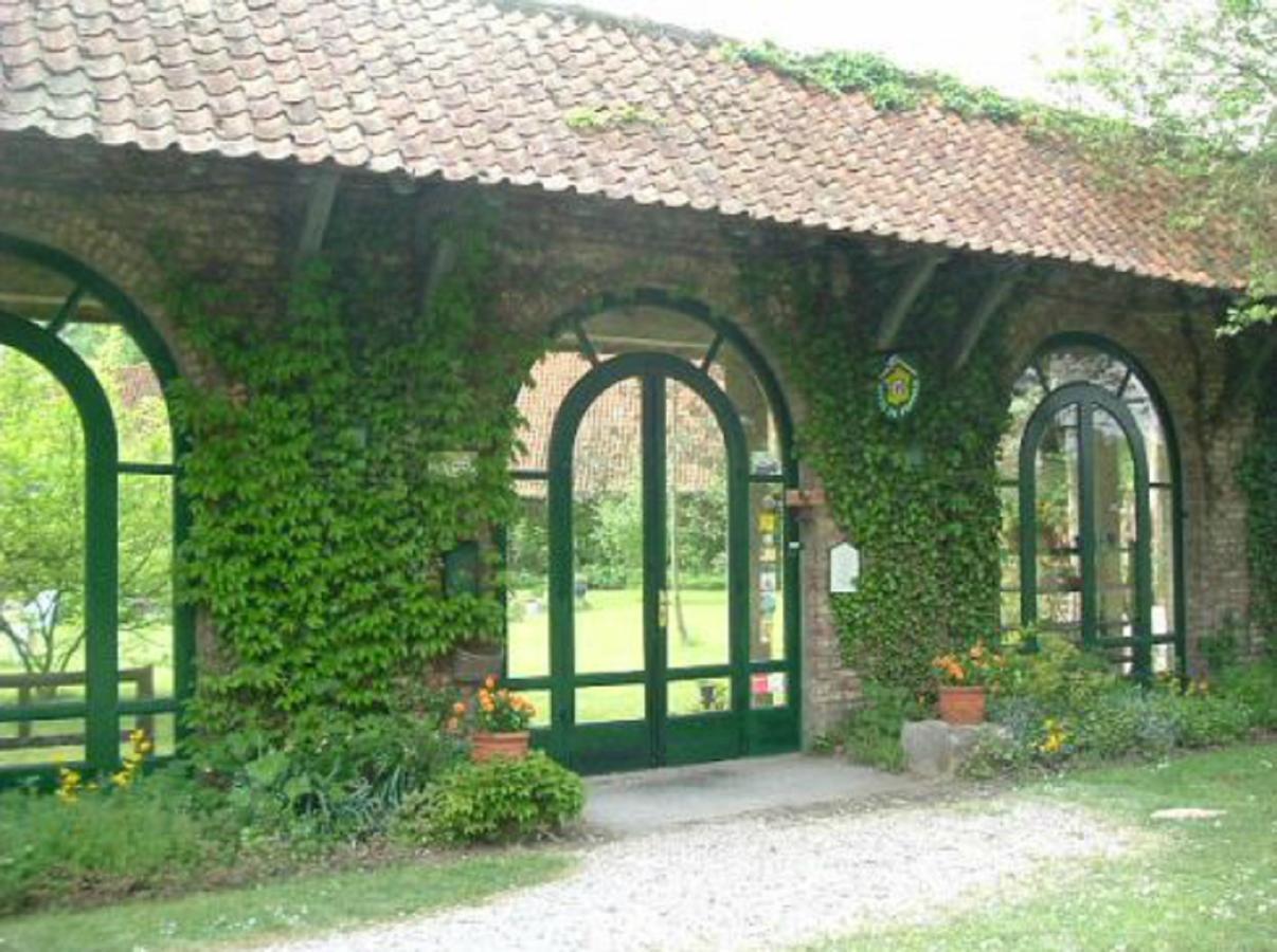 Manoir De Bois En Ardres Bed and Breakfast Exterior foto