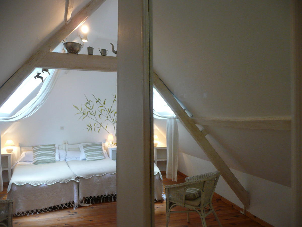 Manoir De Bois En Ardres Bed and Breakfast Habitación foto